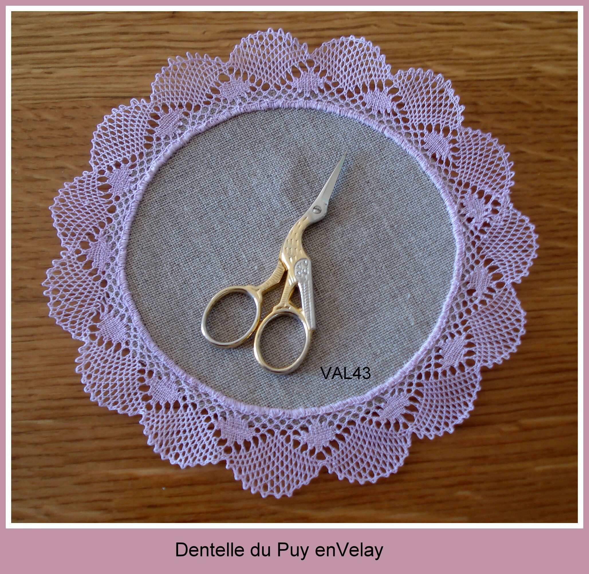 Napperon Fait Main en Dentelle Aux Fuseaux Tissu Lin