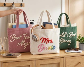 Bolsa de veludo cotelê personalizada para professores, bolsa com zíper e nome bordado em crochê, presente para professores, bolsa para volta às aulas