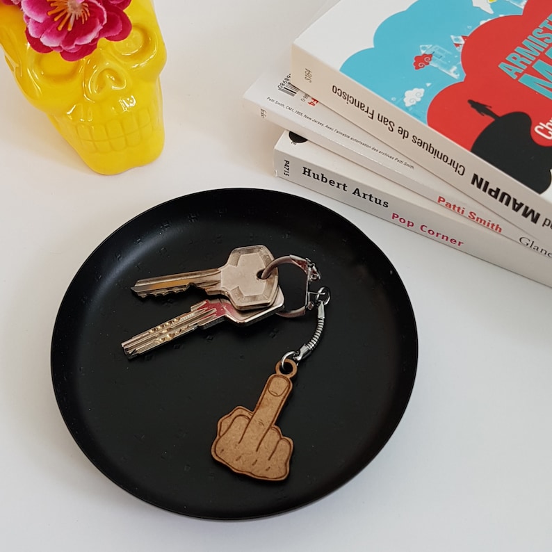 Porteclés doigt d'honneur en bois ou plexiglass découpe Etsy