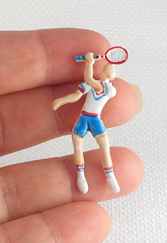 Vintage Enamel Tennis Player Brooch 1960's Tennis… - image 3