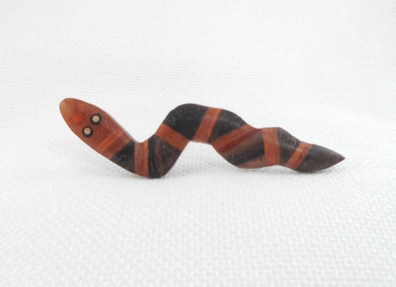 Vintage Layered Wood Snake Pin Brooch Light and D… - image 5