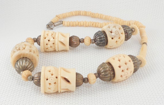 Vintage Hand Carved Bone Beads Ethnic Tribal Neck… - image 6