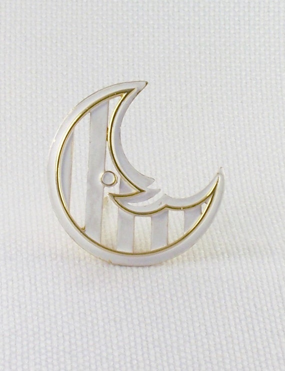 Vintage Crown Trifari Smiling Moon Pin Crown Trif… - image 2