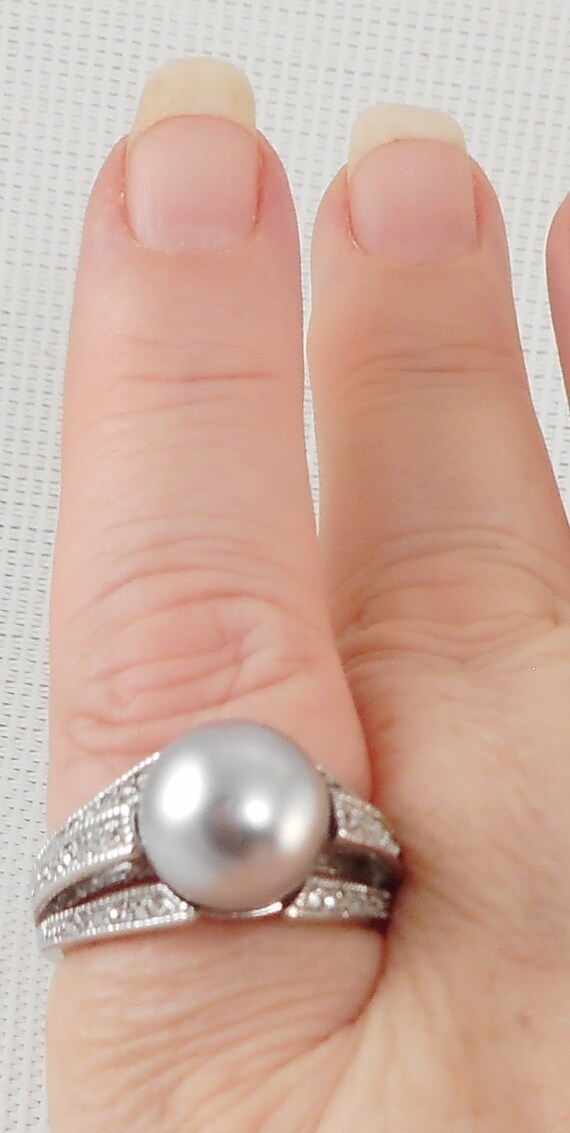 Vintage Big Faux Gray Pearl & Rhinestones Ring St… - image 4