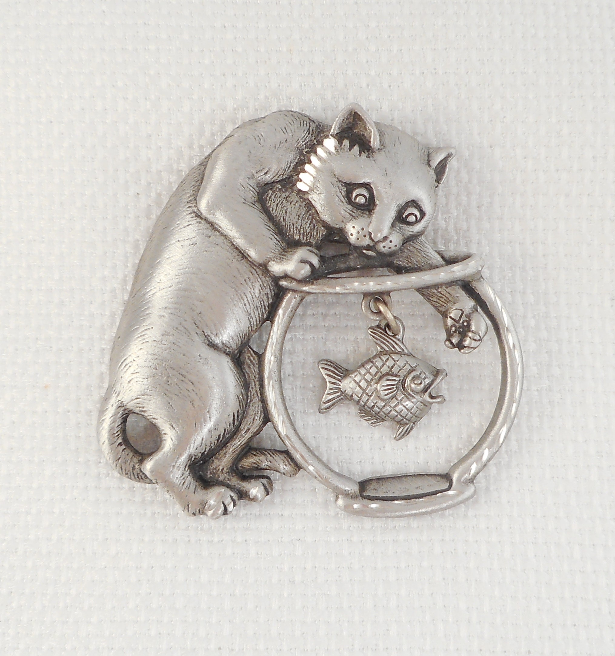 Vintage 70's Jonette Jewelry JJ Cat With Paw in Fishbowl Pin JJ
