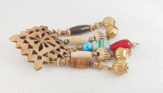 Vintage Carved Bone Tribal Dangle Beads Brooch Et… - image 4