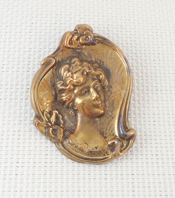 Vtg Antique Brass Lady Face Cameo Style Brass Repousse C Clasp