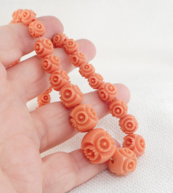 Art Deco Molded Coral Celluloid Beads Necklace 19… - image 2