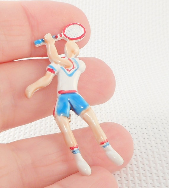 Vintage Enamel Tennis Player Brooch 1960's Tennis… - image 1