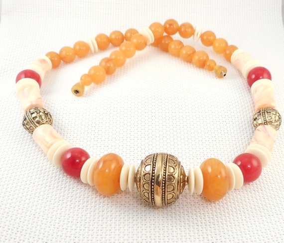 Vintage Fall Colors Lucite Beads Necklace Red and… - image 1