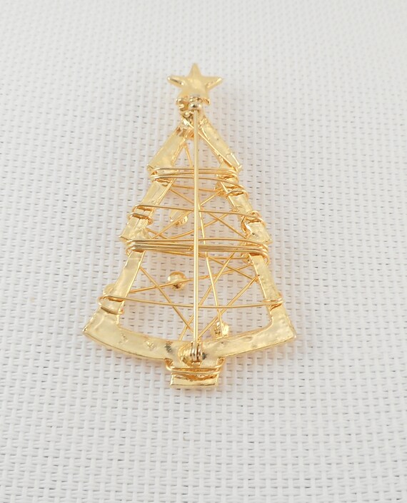 Vintage Open Wire Rhinestone Christmas Tree Pin G… - image 9