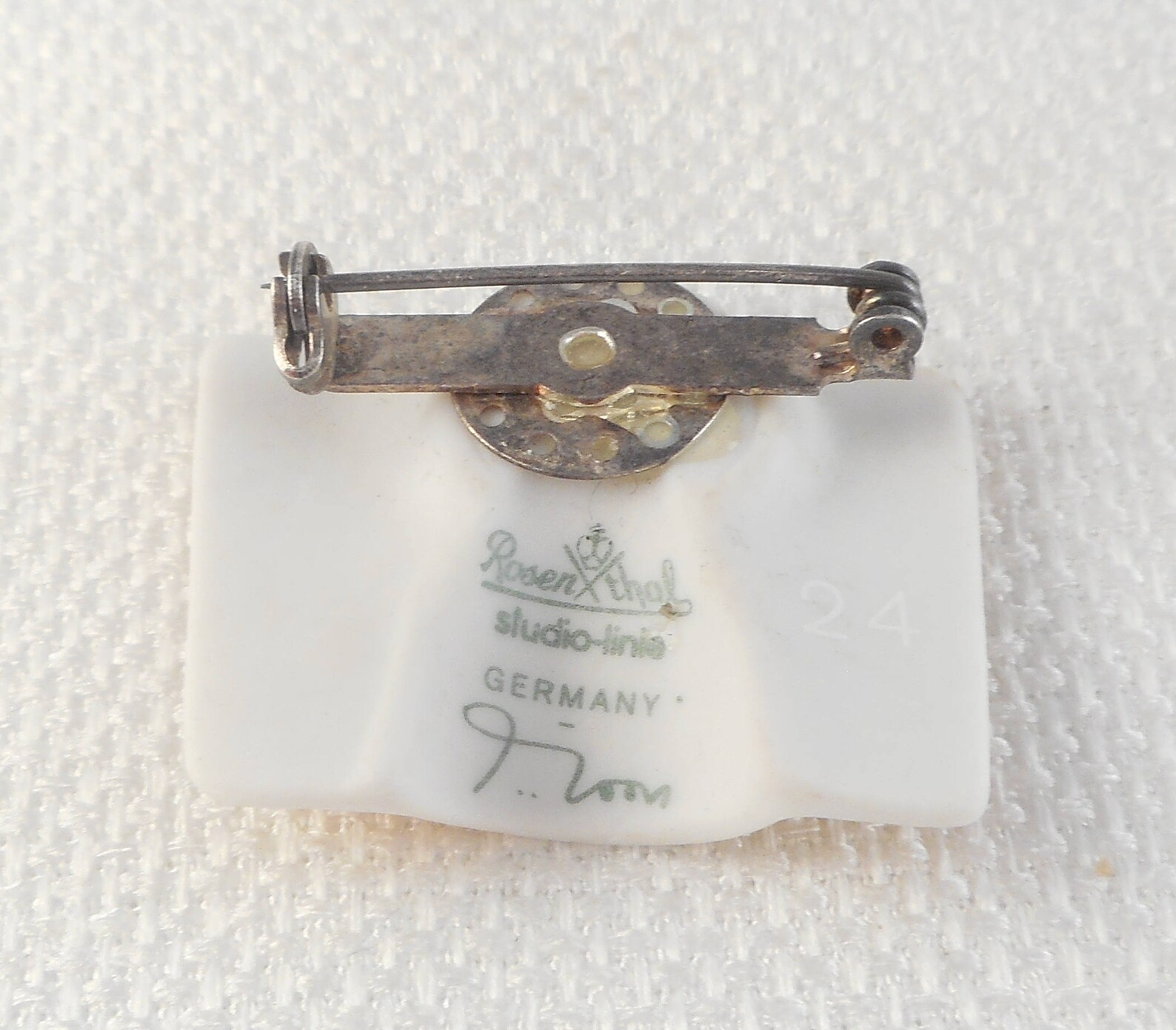 Broche Originale En Céramique Johan Van Loon Pour Rosenthal - Sculpture Vintage (occasion Excellent état)