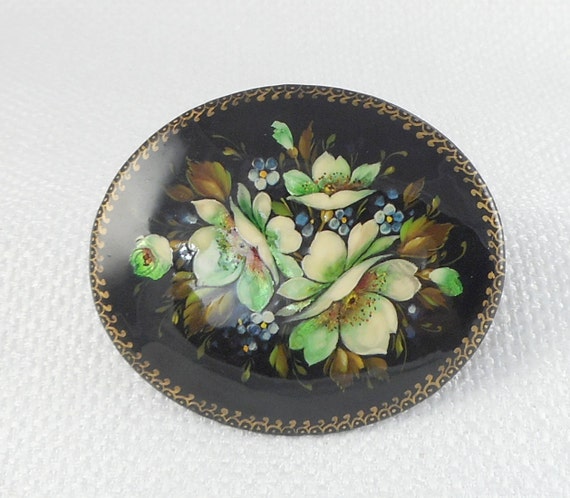 Vintage 1992 Fedoskino Mini Russian Lacquer Brooch