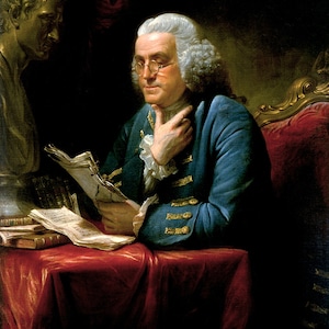 Peut inclure: Portrait d'un homme en manteau bleu à boutons dorés, portant des lunettes et tenant des papiers. Il est assis à une table recouverte d'un tissu rouge, avec des livres et un buste en arrière-plan. Le tableau est de style classique.