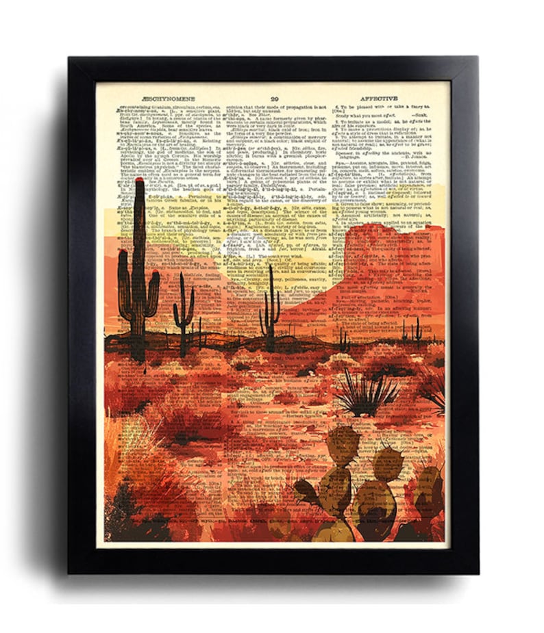 Puede incluir: Una pintura de paisaje des&eacute;rtico con un cielo de puesta de sol, cactus y una monta&ntilde;a en el fondo. La pintura est&aacute; impresa en una p&aacute;gina de diccionario vintage con las palabras "Aeschynomene" y "Affective" visibles.