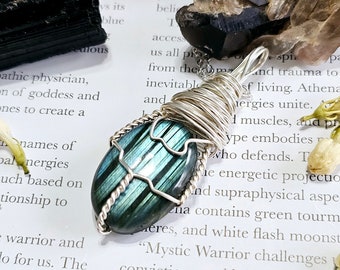 Lined Labradorite Pendant Necklace | Wire Wrapped Jewelry | Stone of Transformation | Leo Scorpio Sagittarius | LB315