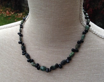 Rustic emerald and black onyx necklace