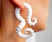 Yami Kawaii Fake Gauge Earrings Fairy Kei Octopus Gauges with White Suckers Pop Kei Fake Plug Menhera Harajuku Decoden Tentacles Ear Plug 