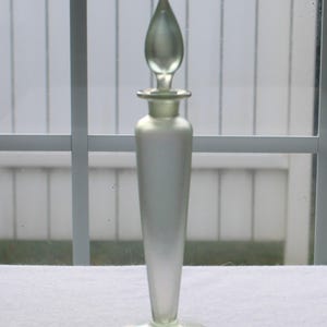 Steuben Verre de Soie Perfume Bottle