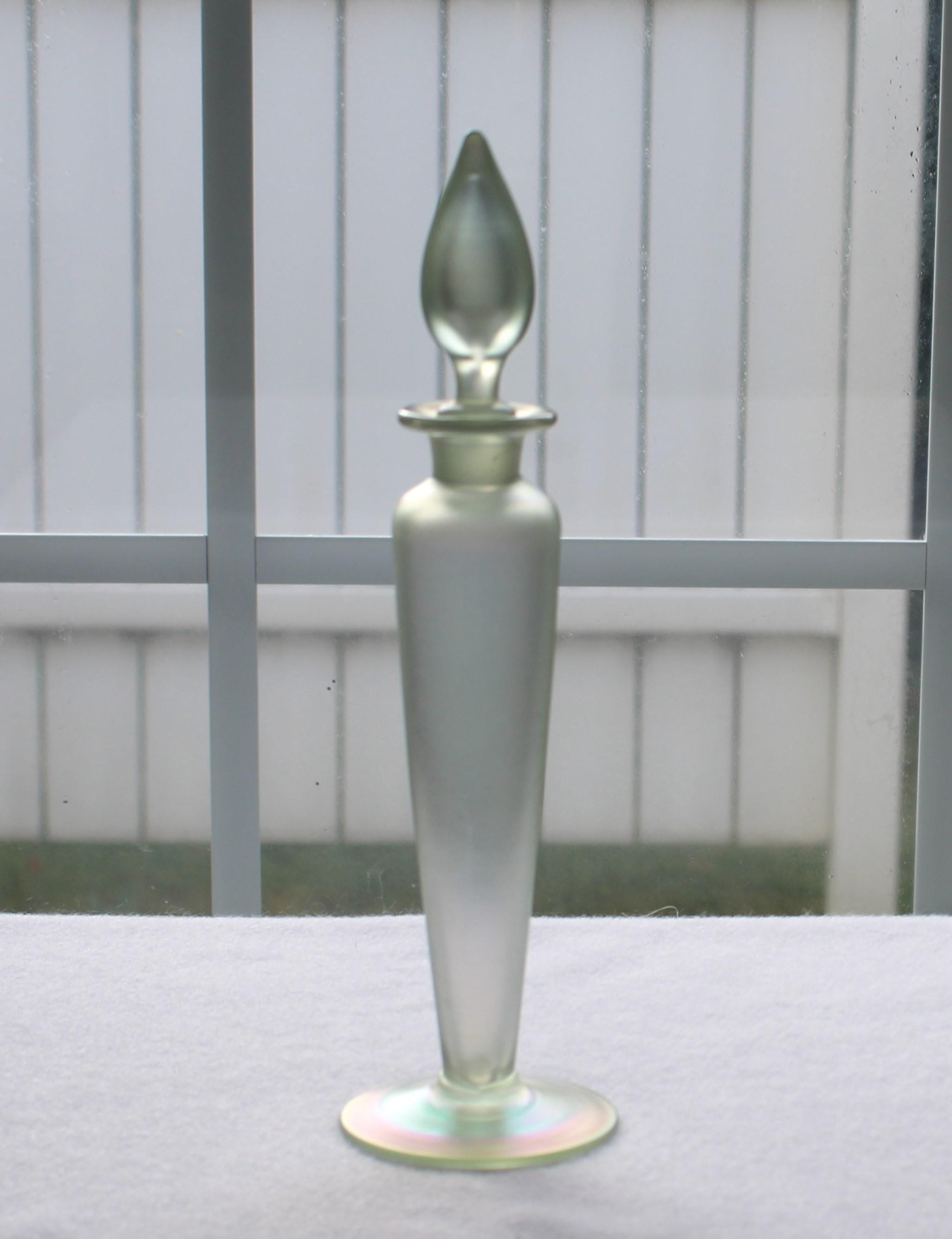 Steuben Verre de Soie Perfume Bottle