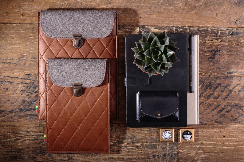 Genuine leather Kindle sleeve Wool felt Kindle pouch Handmade Etsy
