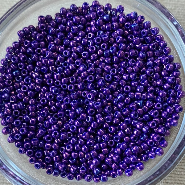 Higher Metallic Grape | TOHO #461 | 11/0 Seed Beads