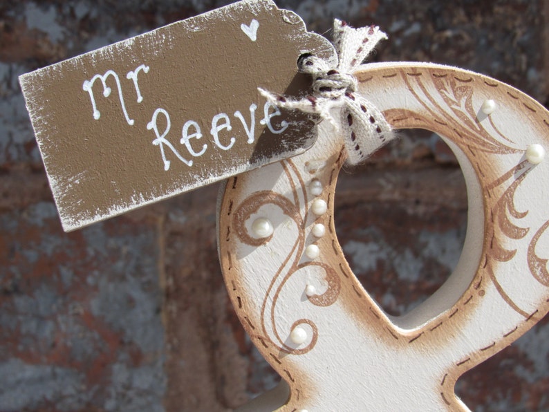 Mr & Mrs sign, Freestanding letter, Personalised wedding keepsake, bride and groom gift, wedding decoration, valentines gift, anniversary afbeelding 4
