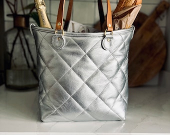 Quilted bucket bag