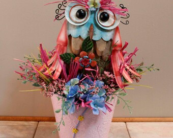 Spring Pink Blue CandyThe Owl Yellow Flowers Metal Floral Arrangement (Item 264)