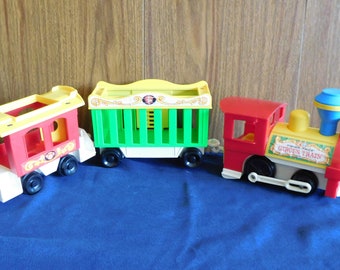 Fisher Price Vintage Circus  Train, Fisher Price Train,  Fisher Price Circus, Toy Circus Train,