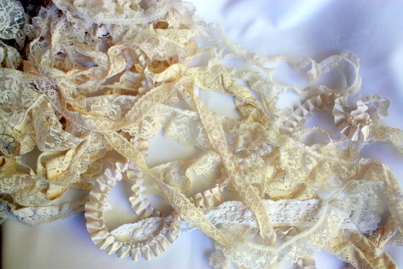 Five Yards of Assorted Ecru / Beige Lace and Beige Trim, Ecru Lace