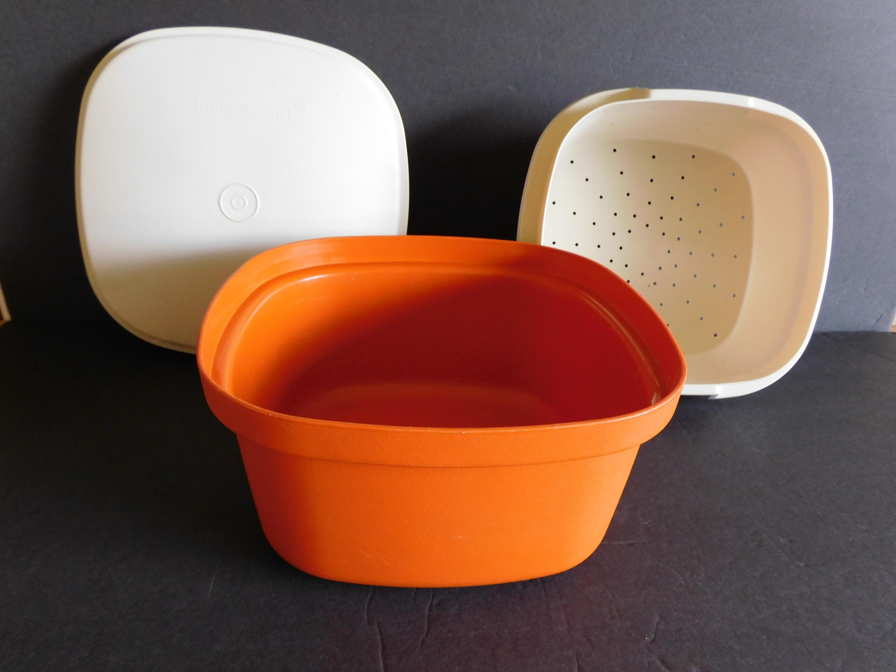 Tupperware 8 Cup Mix N Store with Lid Red Light Writing | eBay