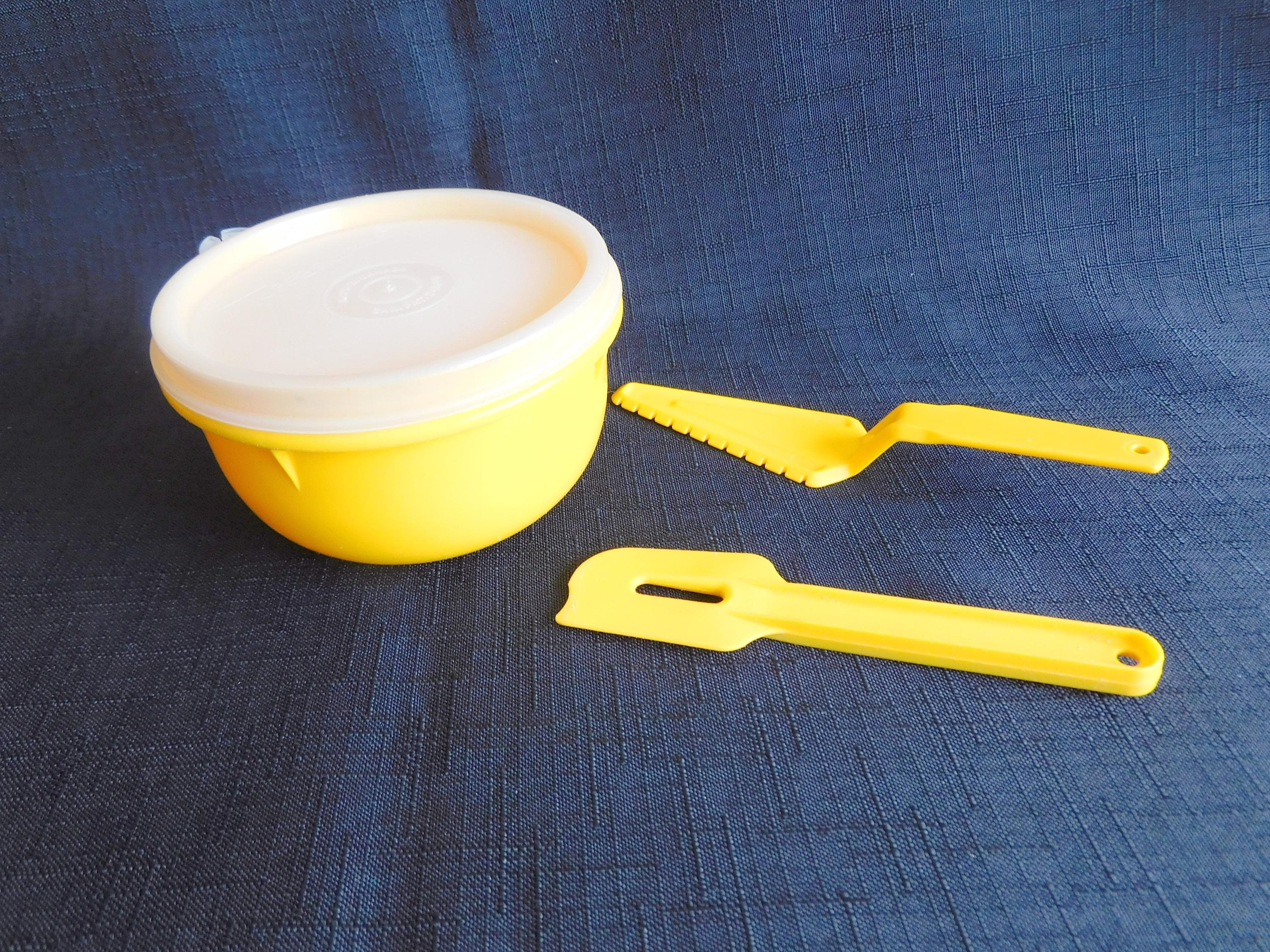 Tupperware parts - Etsy 日本
