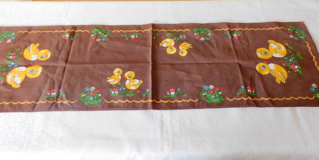 Vintage Easter Table Runner, Vintage Spring Table Runner, Easter Linen