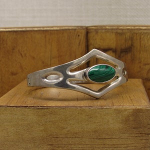 Malachite and Sterling Silver Hinged Bangel Bracelet image 2