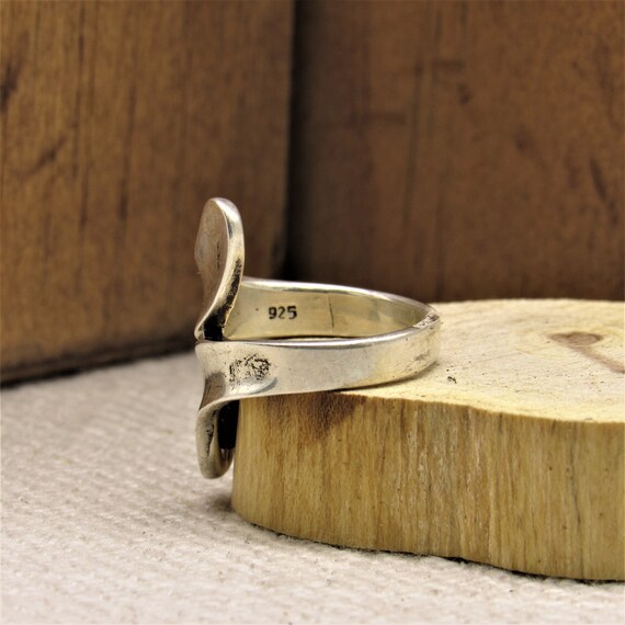 Thick Sterling Silver Statement Ring with Crossov… - image 3