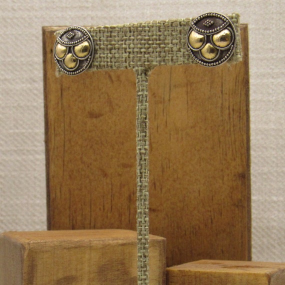 900 Silver Round Post Earrings + - image 3