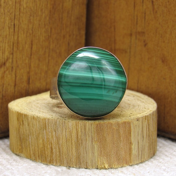 Magnificent Sterling Silver Malachite Ring Size 6 