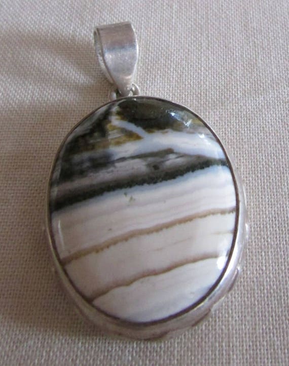 Sterling Silver and Agate Pendant + - image 2