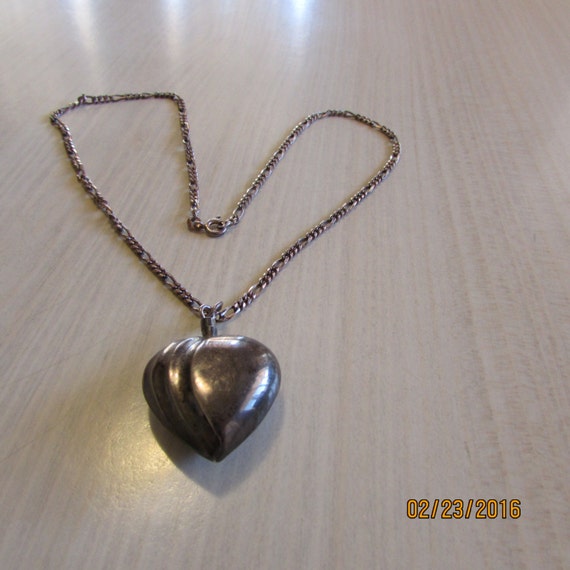 Vintage Sterling Silver Puffed Heart Perfume Bottle Pendant - Silver Heart Perfume Bottle Pendant Vintage Sterling Silver Puffed Heart Perfume Bottle Pendant - Silver Heart Perfume Bottle Pendant