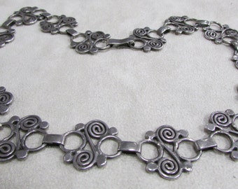 Sterling Silver Link Necklace with Spiral Design 17"