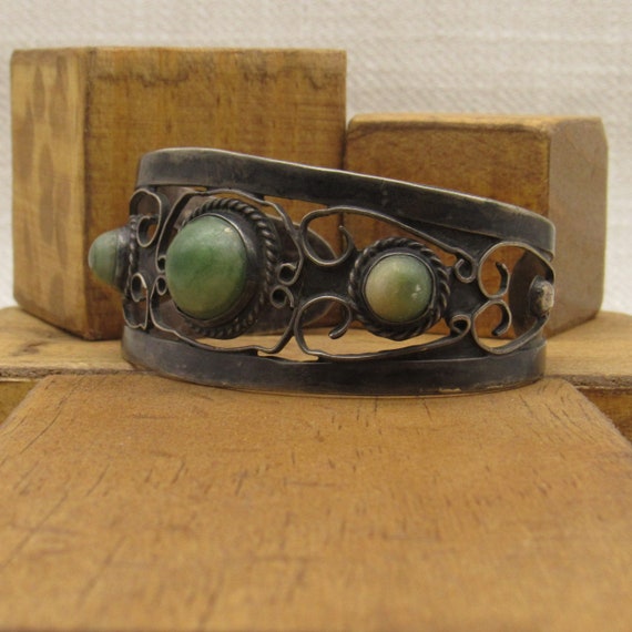 Vintage Sterling Silver and Green Stone Bracelet … - image 3
