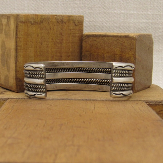 Sterling Silver Southwest Navajo Style Cuff Brace… - image 4