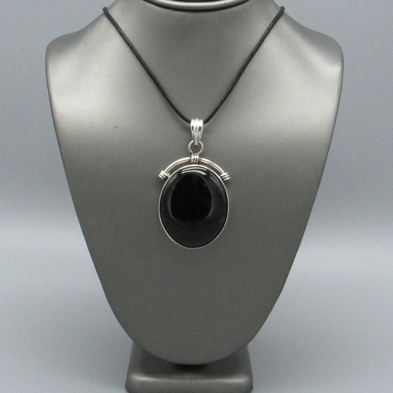 Elegant Sterling Silver Black Onyx Pendant Necklace