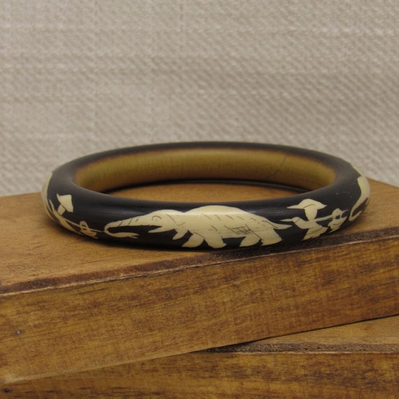 Elephant Design Bangle Bracelet + - image 5