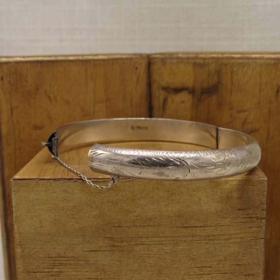 Hinged Diamond Cut Bangle Bracelet + - image 6