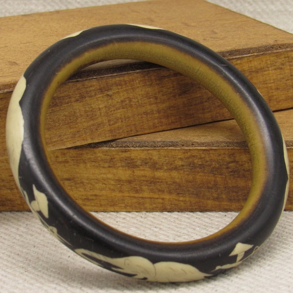 Elephant Design Bangle Bracelet + - image 4