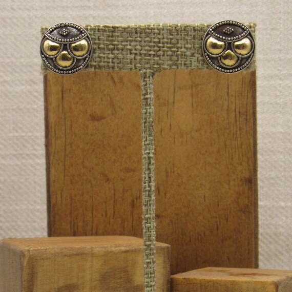 900 Silver Round Post Earrings + - image 1