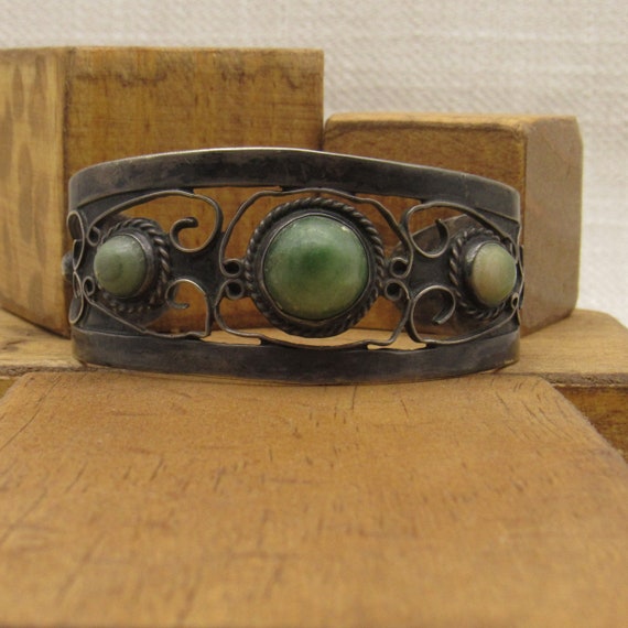 Vintage Sterling Silver and Green Stone Bracelet … - image 1