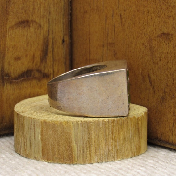 Rectangular Sterling Silver and Peridot Ring Size… - image 2